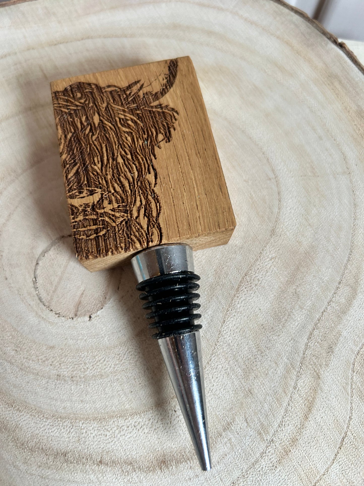 Highland Cow Oak Bottle Stopper